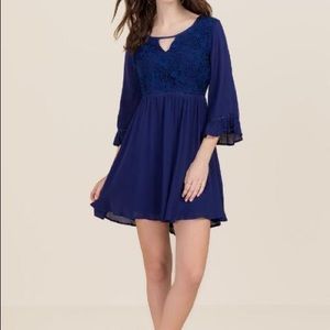 NWT Francesca Bell Sleeve Navy Dress Medium